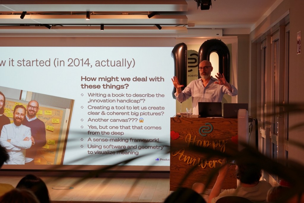 KP & Michael sharing and celebrating 10 years of product field at ProductTank Frankfurt